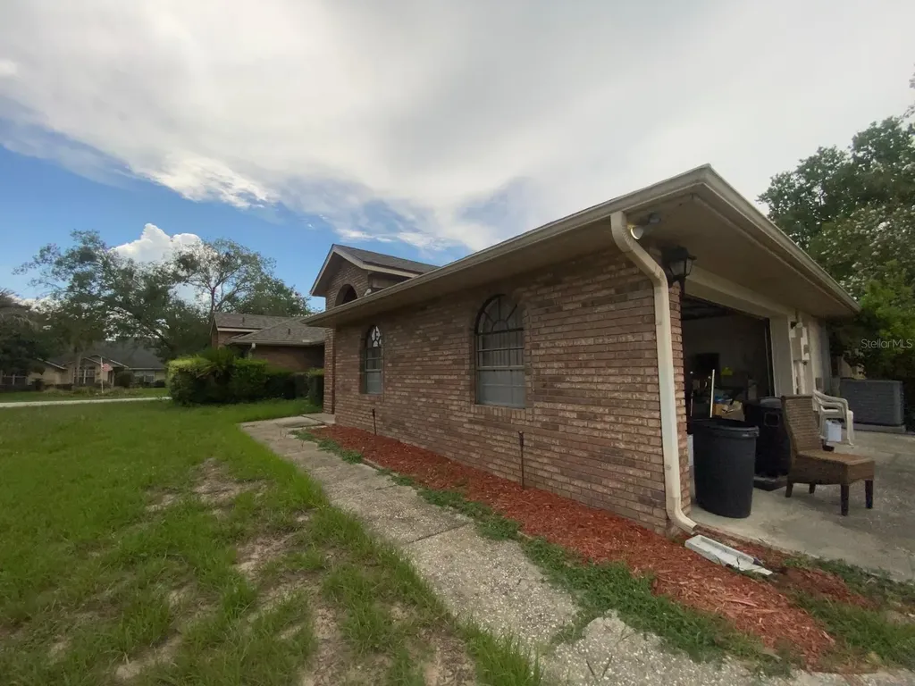 508 Brokenshire Drive Debary FL 32713