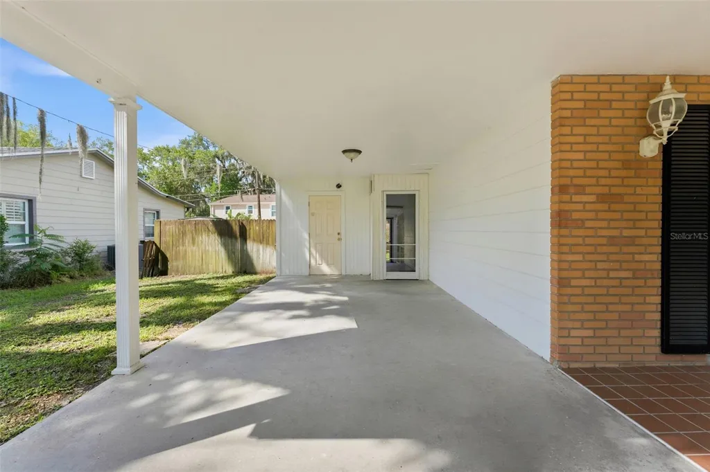 309 Belle View Avenue Temple Terrace FL 33617