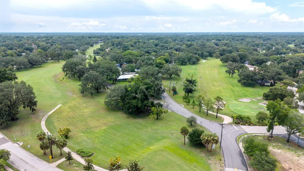 309 Belle View Avenue Temple Terrace FL 33617