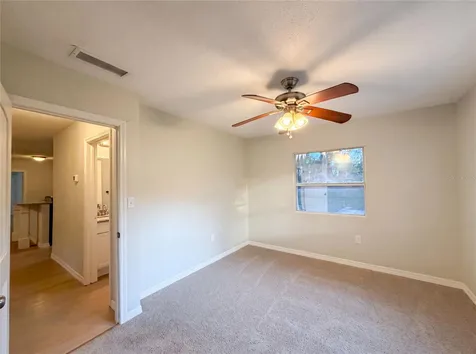 827 Dora Avenue Tavares FL 32778