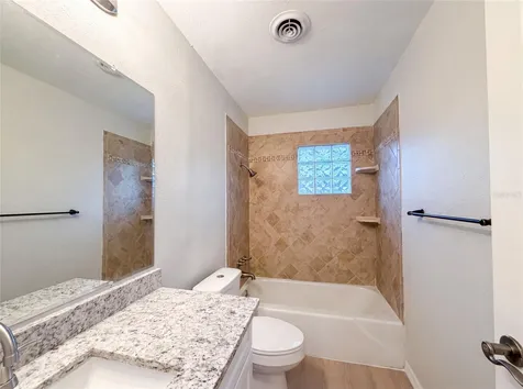 827 Dora Avenue Tavares FL 32778