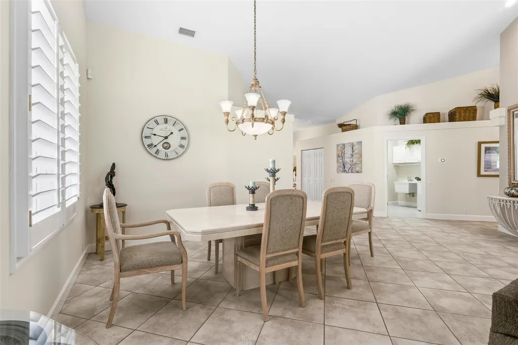 8718 54th Avenue E Bradenton FL 34211