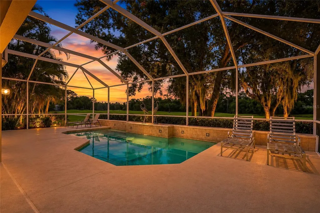 8718 54th Avenue E Bradenton FL 34211