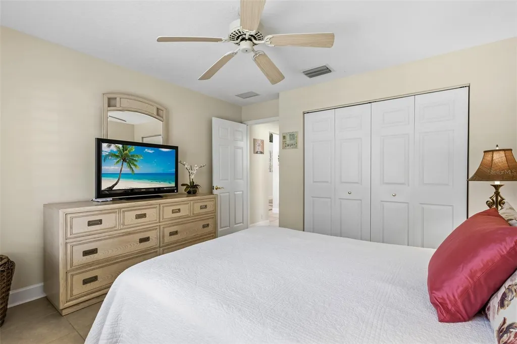 8718 54th Avenue E Bradenton FL 34211