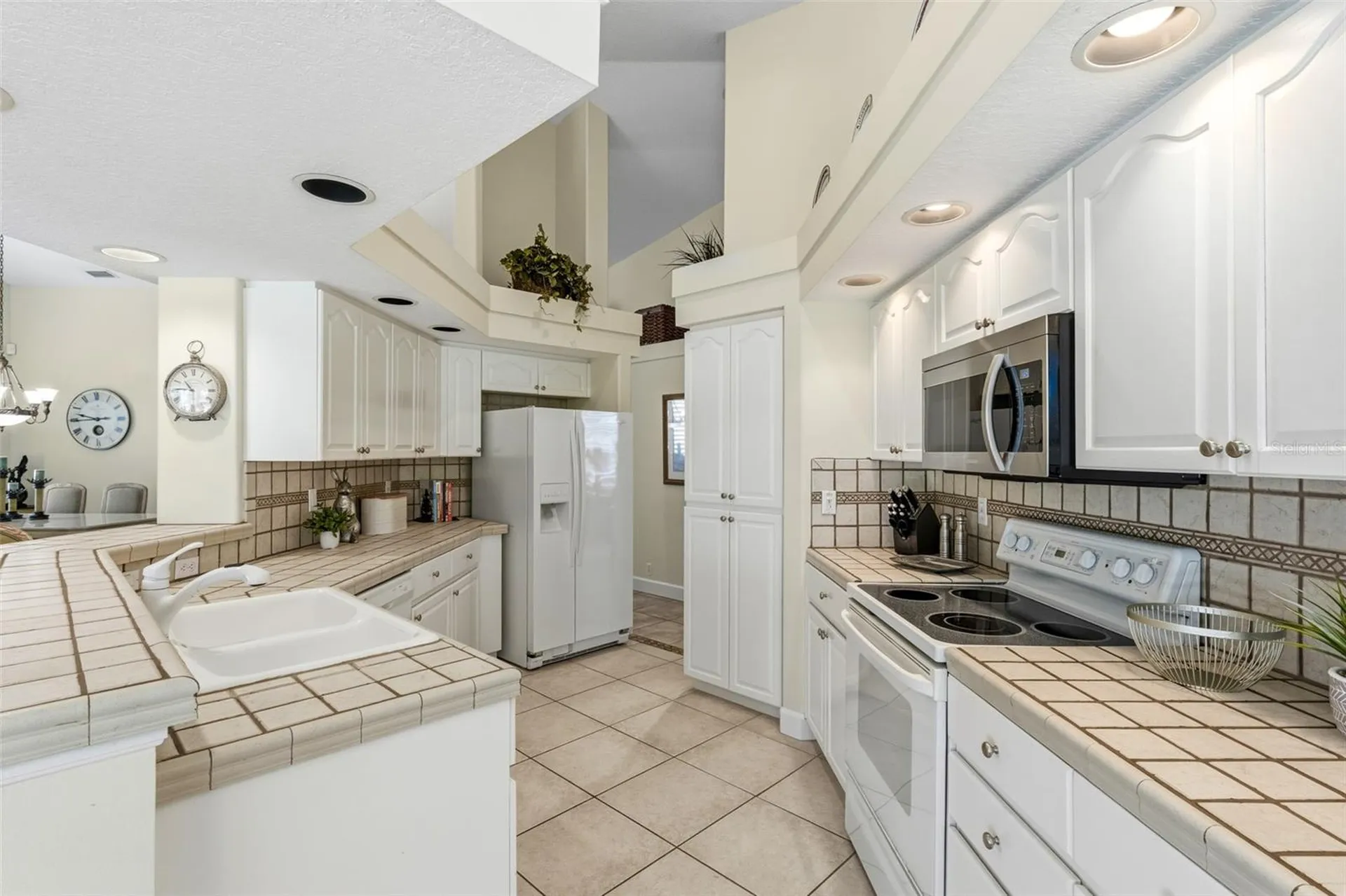 8718 54th Avenue E Bradenton FL 34211