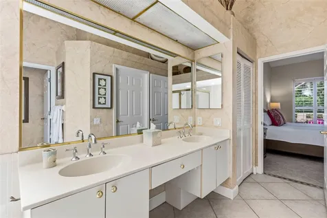 8718 54th Avenue E Bradenton FL 34211
