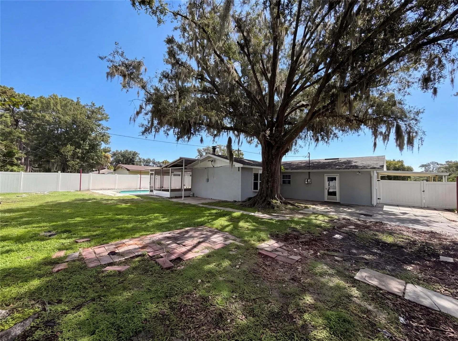1823 Lori Lane W Lakeland FL 33801