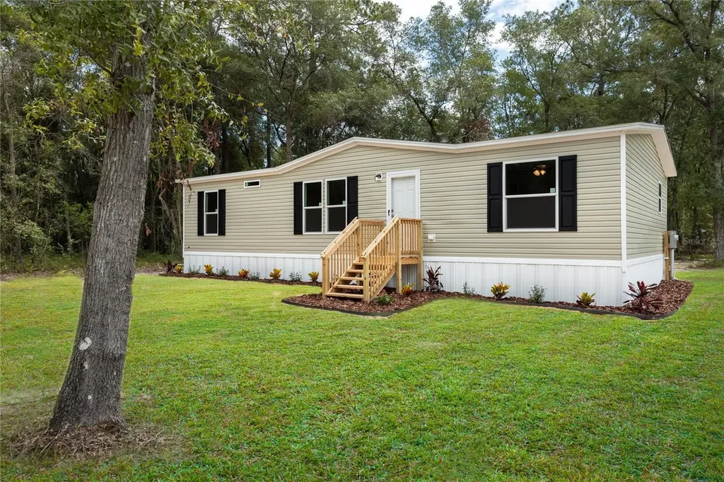 104 Jackson Avenue Interlachen FL 32148
