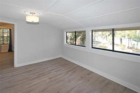 289 W Lakeview Avenue Lake Mary FL 32746
