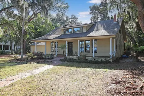 289 W Lakeview Avenue Lake Mary FL 32746