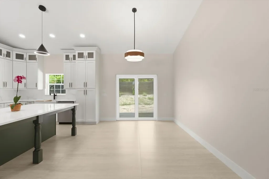 5970 W Inland Dunnellon FL 34433