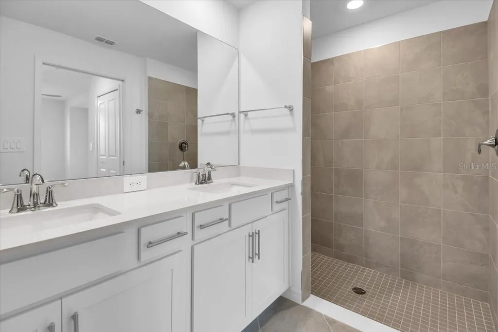 18923 Scallop Loop Bradenton FL 34202