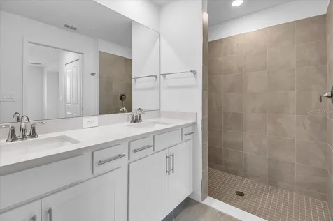 18923 Scallop Loop Bradenton FL 34202