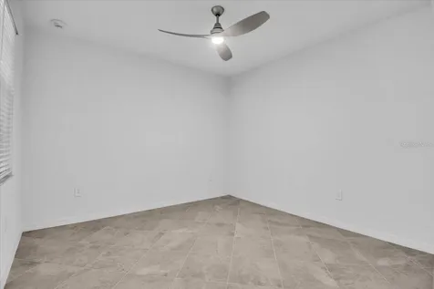 18923 Scallop Loop Bradenton FL 34202
