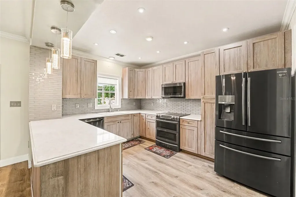 100 Sylvana Court Auburndale FL 33823