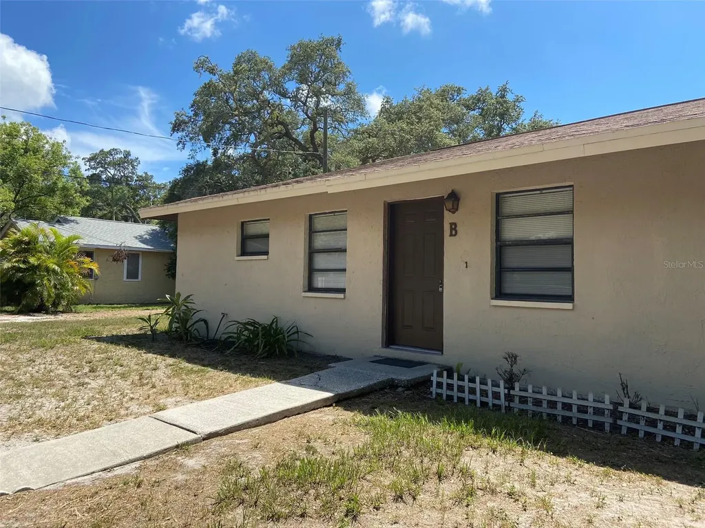301 Woodrow Avenue Largo FL 33770