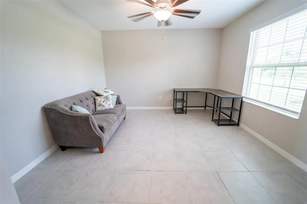 9831 Lemon Drop Loop Ruskin FL 33573