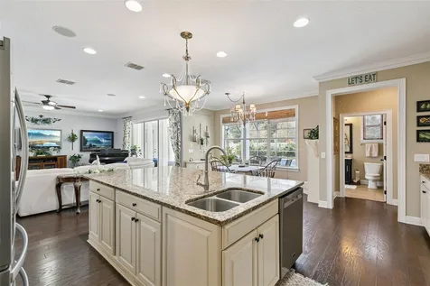 4017 Isle Vista Avenue Orlando FL 32812