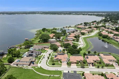 4017 Isle Vista Avenue Orlando FL 32812