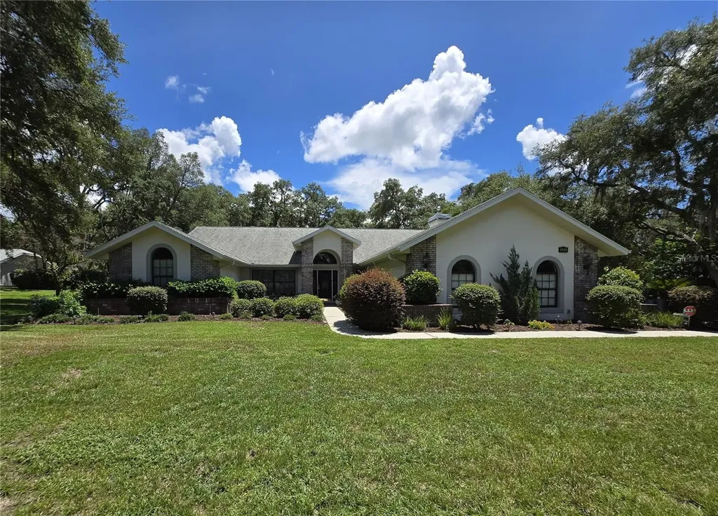 244 W Massachussets Street Hernando FL 34442