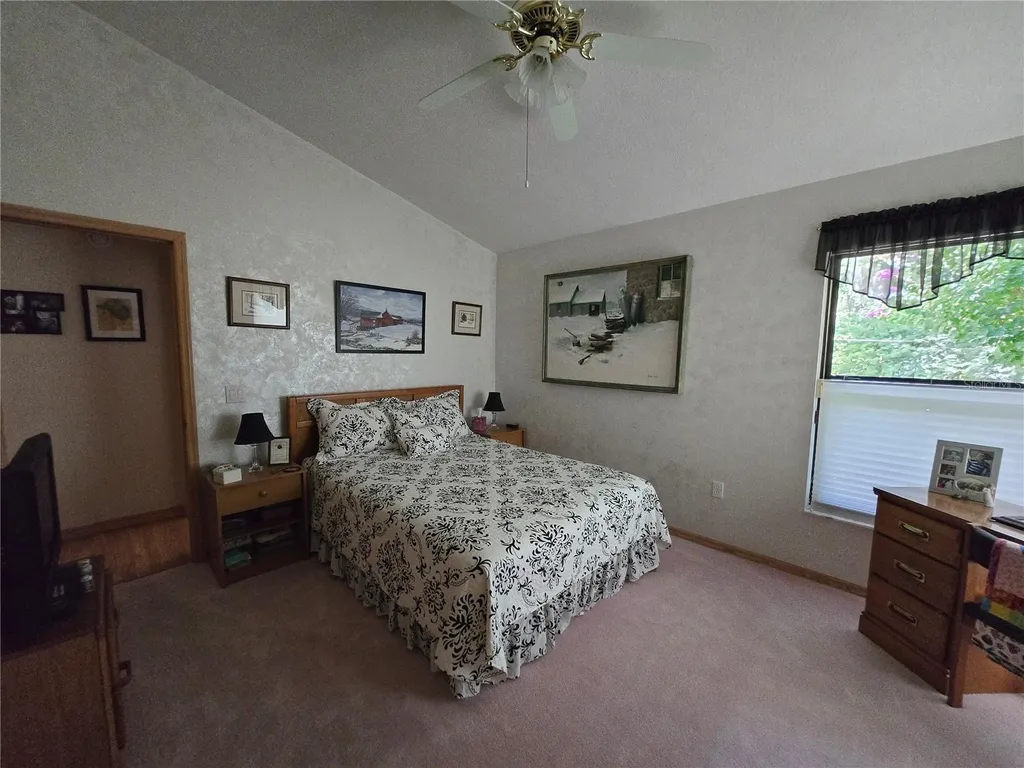 244 W Massachussets Street Hernando FL 34442