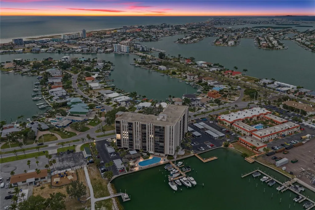 10355 Paradise Boulevard St Petersburg FL 33706