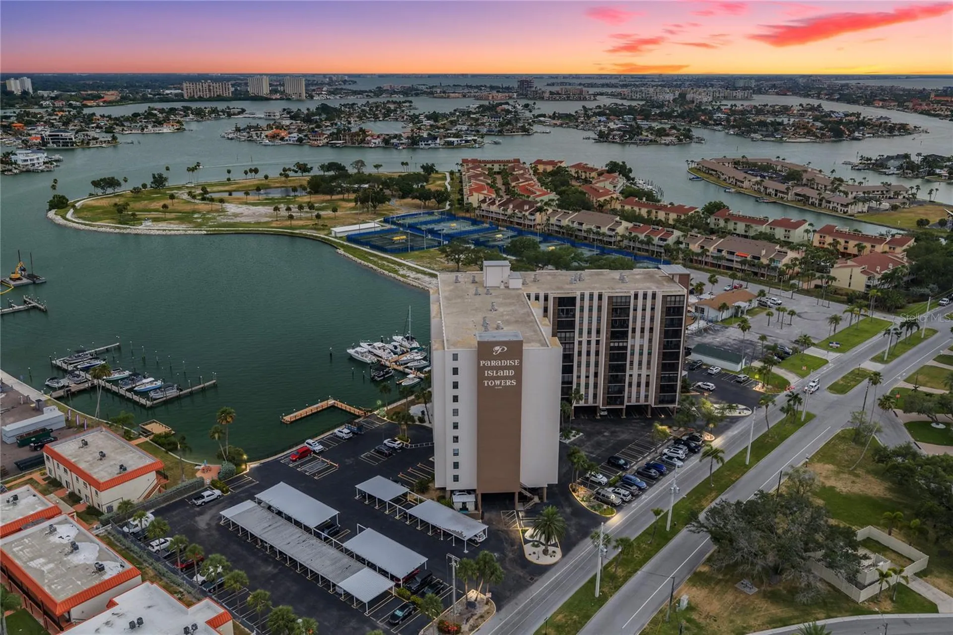 10355 Paradise Boulevard St Petersburg FL 33706