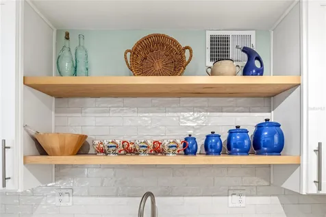10355 Paradise Boulevard St Petersburg FL 33706