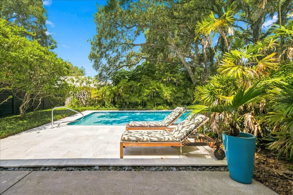 10502 Sago Road Tampa FL 33618