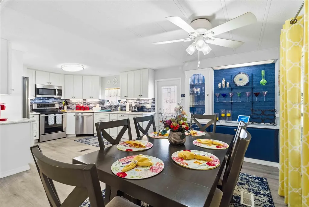 2107 Palma Sola Boulevard Bradenton FL 34209