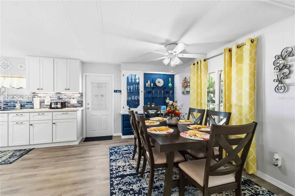 2107 Palma Sola Boulevard Bradenton FL 34209