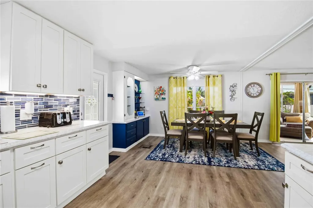 2107 Palma Sola Boulevard Bradenton FL 34209