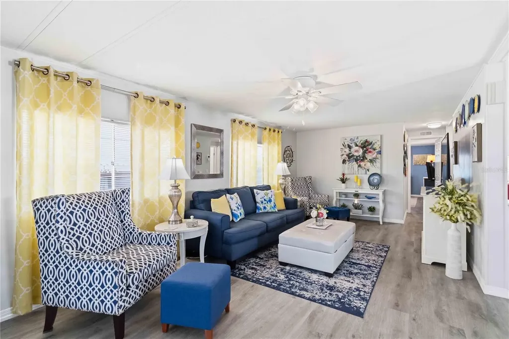 2107 Palma Sola Boulevard Bradenton FL 34209
