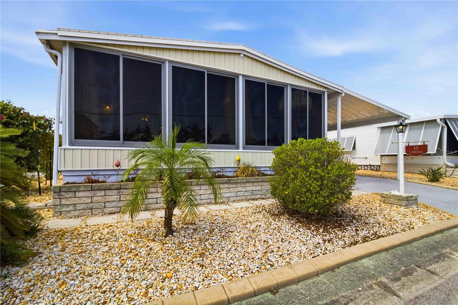 2107 Palma Sola Boulevard Bradenton FL 34209