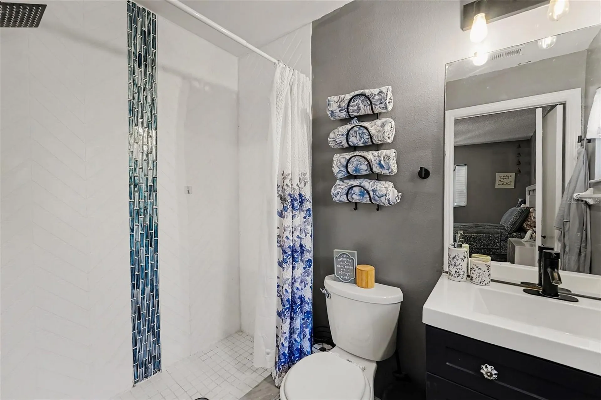 1934 29th Avenue N St Petersburg FL 33713