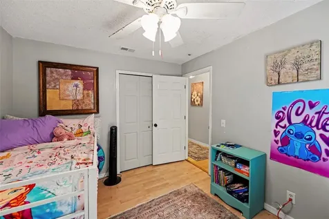1934 29th Avenue N St Petersburg FL 33713