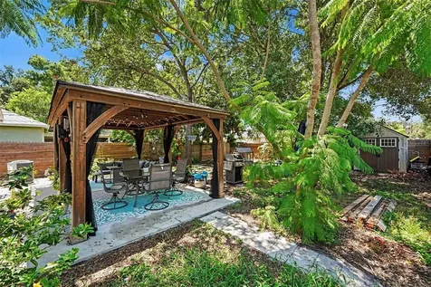 1934 29th Avenue N St Petersburg FL 33713
