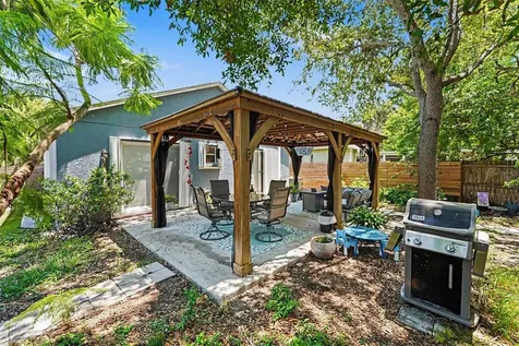 1934 29th Avenue N St Petersburg FL 33713