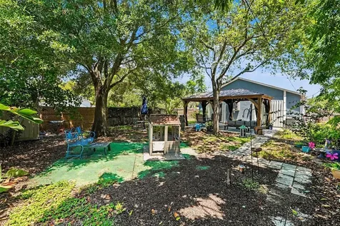 1934 29th Avenue N St Petersburg FL 33713