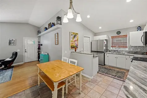 1934 29th Avenue N St Petersburg FL 33713