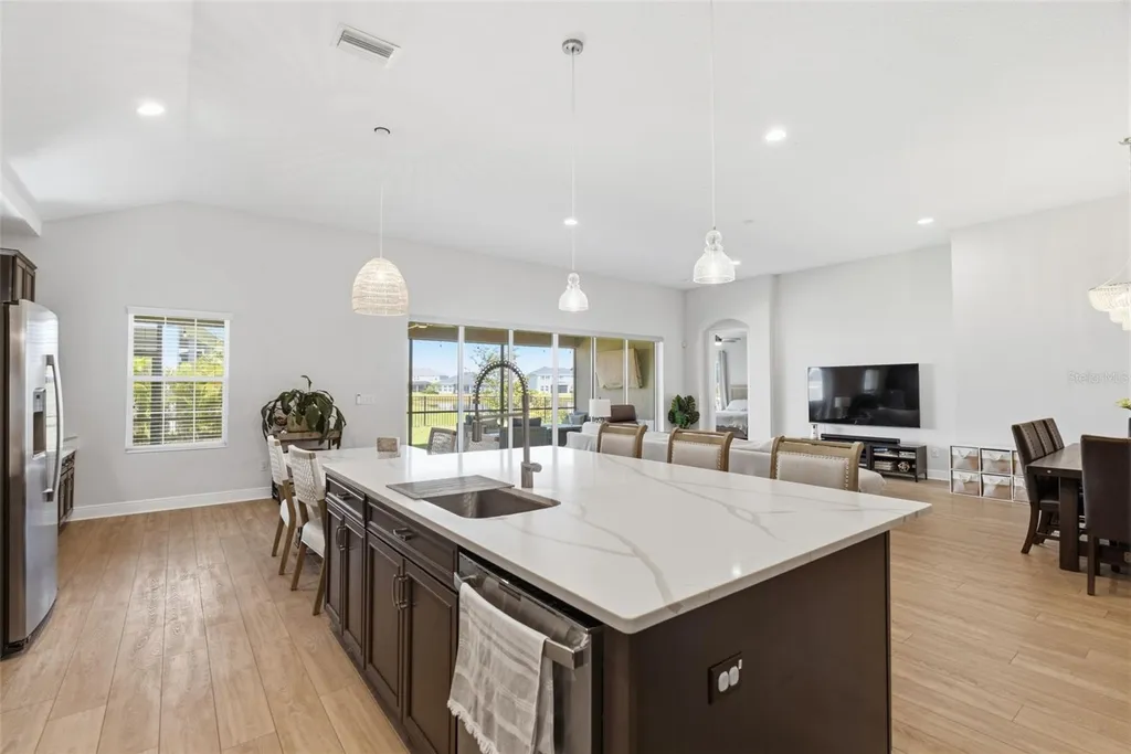 5604 Wayfarer Avenue Apollo Beach FL 33572