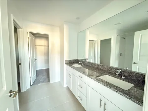 9001 Gallantree Place Land O Lakes FL 34637