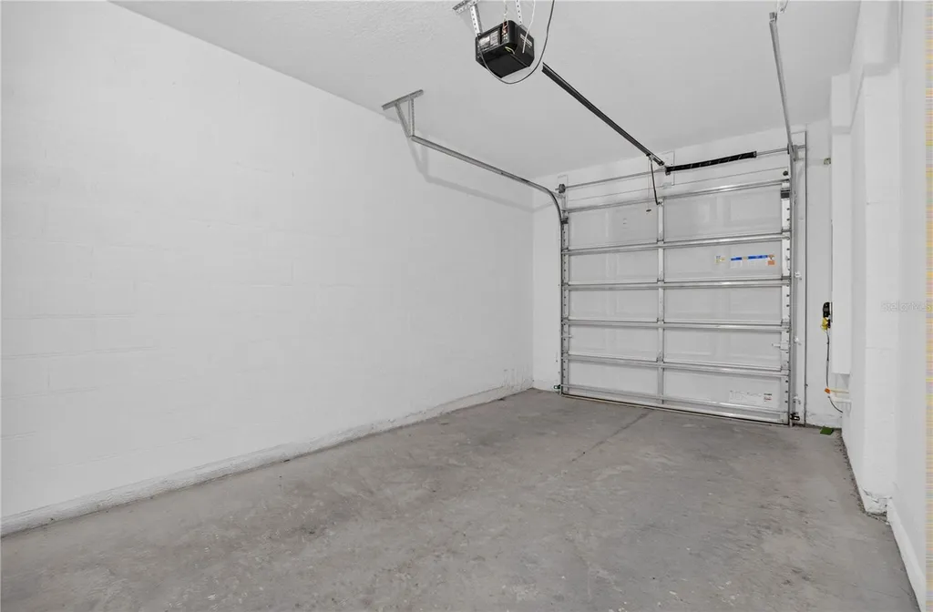 33028 Tulip Petal Lane Wesley Chapel FL 33545