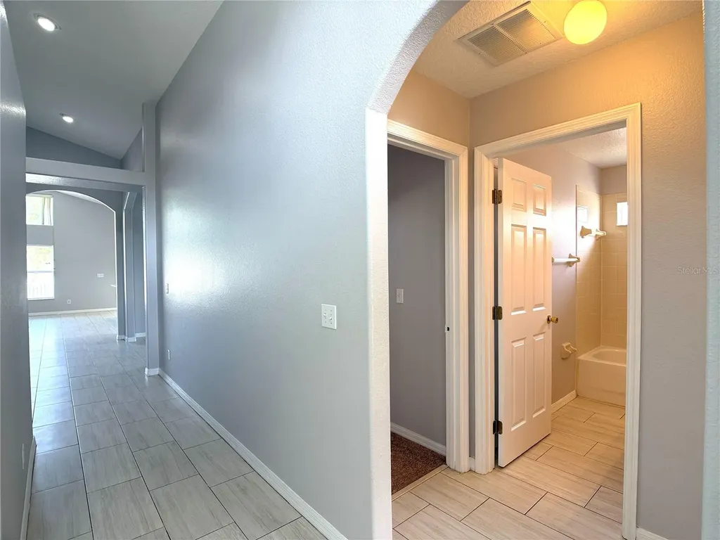 722 Windsor Estates Drive Davenport FL 33837