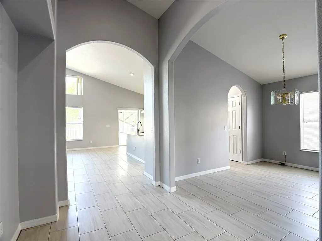 722 Windsor Estates Drive Davenport FL 33837