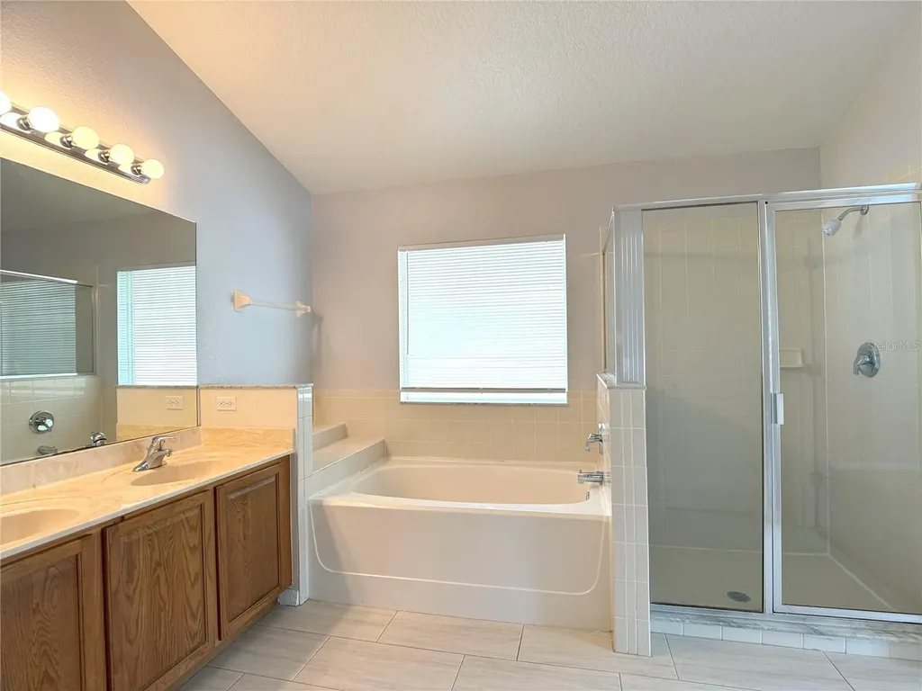 722 Windsor Estates Drive Davenport FL 33837