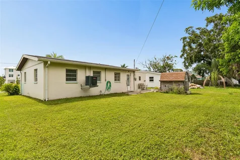 6634 Manor Beach Road New Port Richey FL 34652