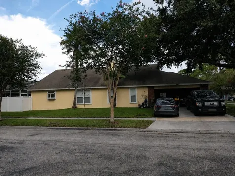 17502 Woodthrush Place Tampa FL 33647