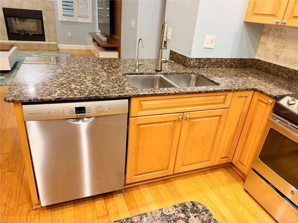 2008 N Pointe Alexis Drive Tarpon Springs FL 34689