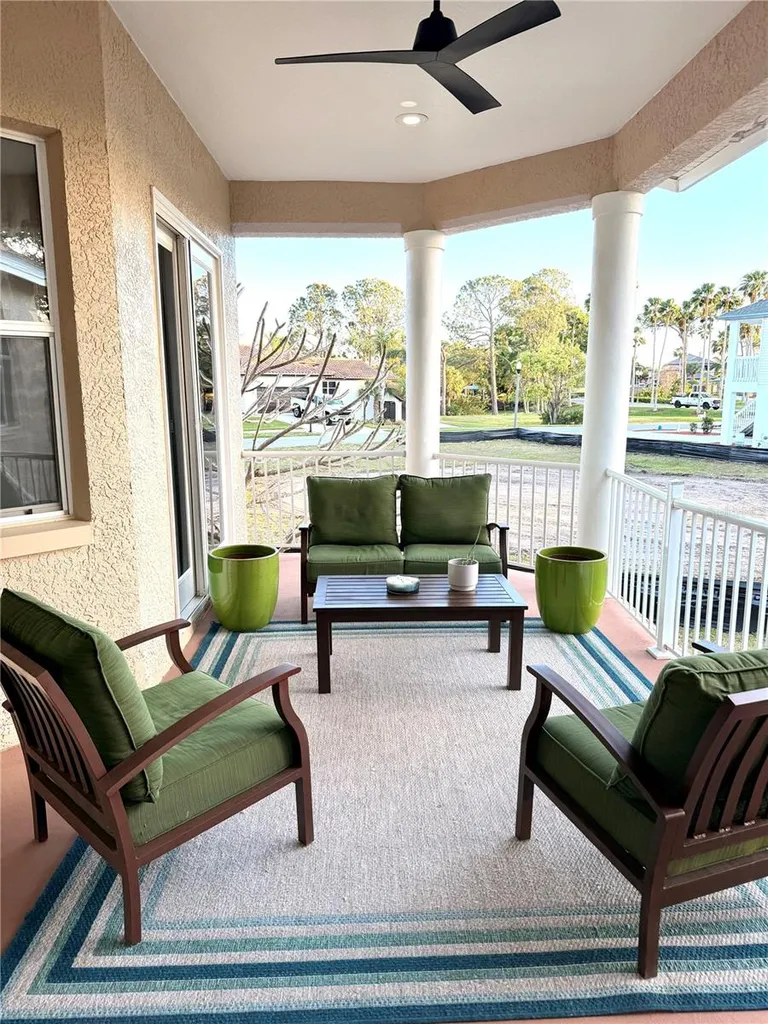 2008 N Pointe Alexis Drive Tarpon Springs FL 34689